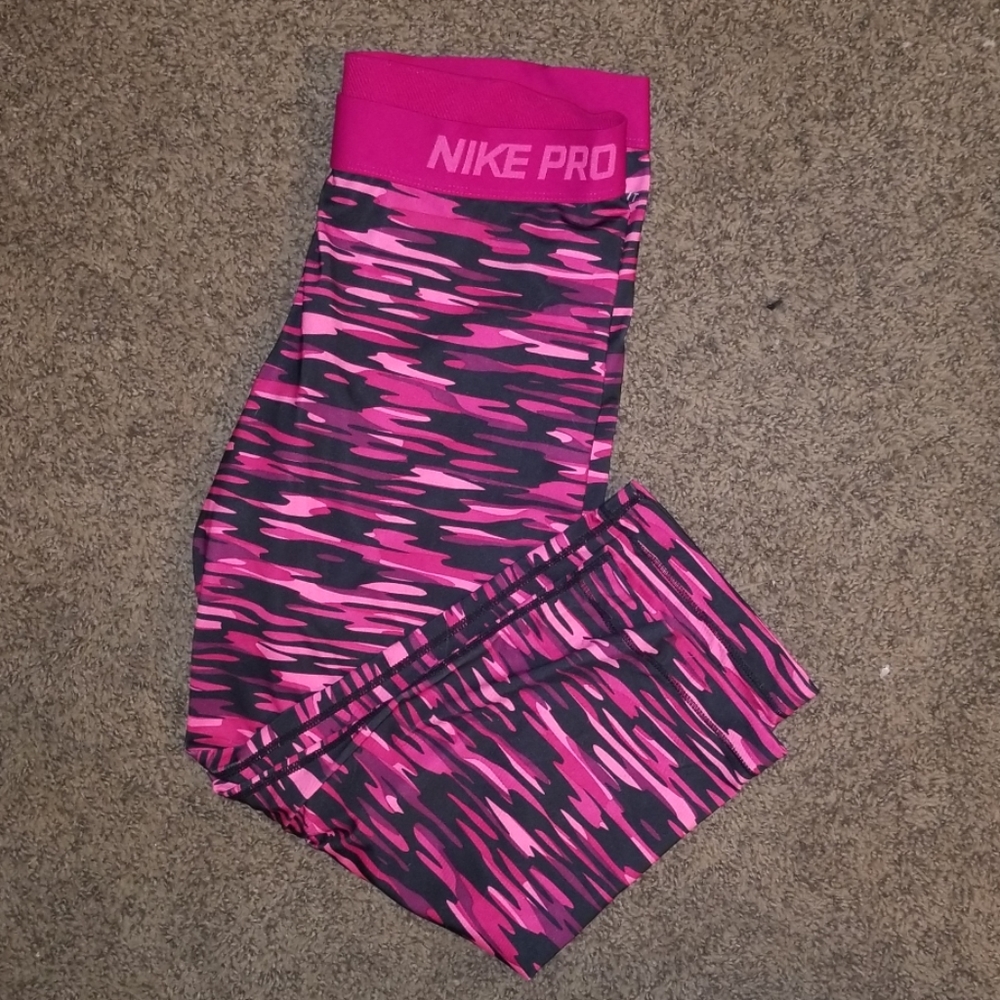 Women's Nike Pro Leggings